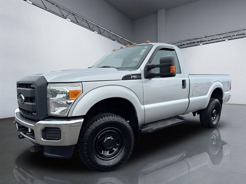 Used 2015 Ford F250 XL w/ Power Equipment Group AWD/4WD image 23