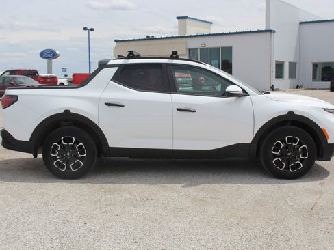 Used 2022 Hyundai Santa Cruz SEL w/ Activity Package AWD/4WD image 4