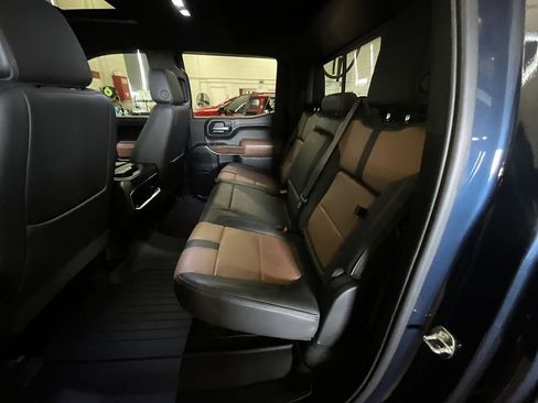 Used 2022 Chevrolet Silverado 1500 High Country w/ Z71 Off-Road Package AWD/4WD image 25