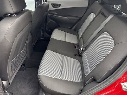 Used 2020 Hyundai Kona SEL image 28