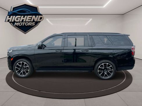 Used 2023 Chevrolet Suburban RST w/ Luxury Package AWD/4WD image 4