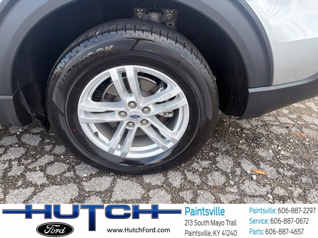 Used 2023 Ford Explorer XLT AWD/4WD image 17