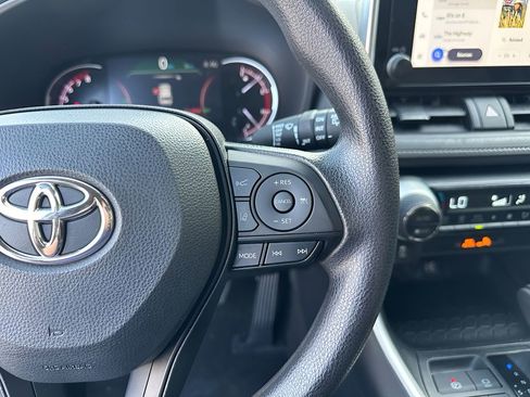 Used 2023 Toyota RAV4 XLE image 16