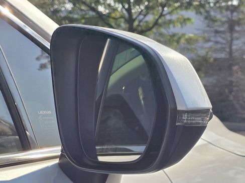 Used 2019 Lexus RX 350L AWD image 20