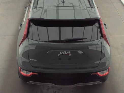 Certified 2024 Kia Niro Wind w/ Wind Preserve Package FWD image 6