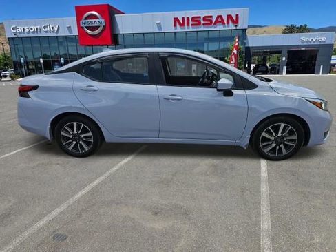 Used 2023 Nissan Versa SV w/ Electronics Package FWD image 7
