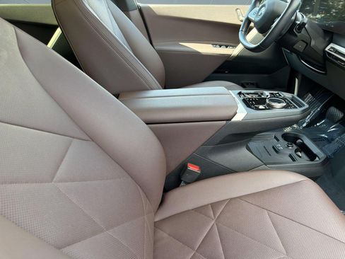 Certified 2024 BMW iX xDrive50 w/ Sport Package AWD/4WD image 22