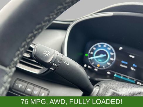 Used 2023 Hyundai Santa Fe Limited AWD/4WD image 27