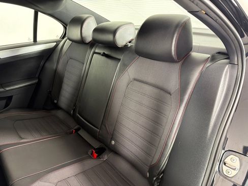 Used 2012 Volkswagen Jetta GLI FWD image 16