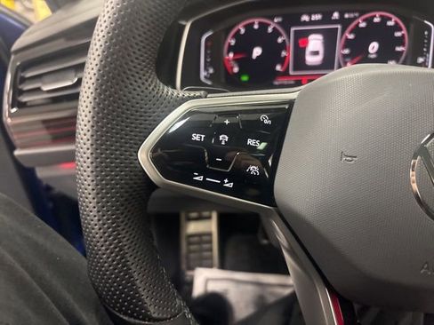 Used 2024 Volkswagen Jetta GLI Autobahn image 20