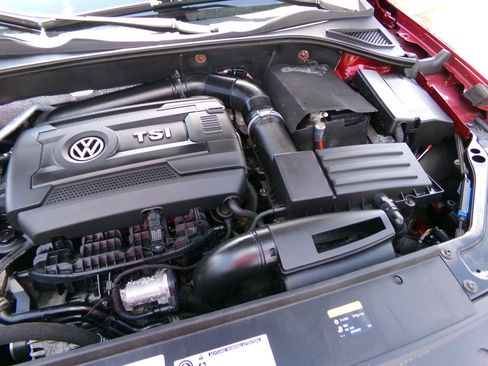 Used 2017 Volkswagen Passat 1.8T SE FWD image 25