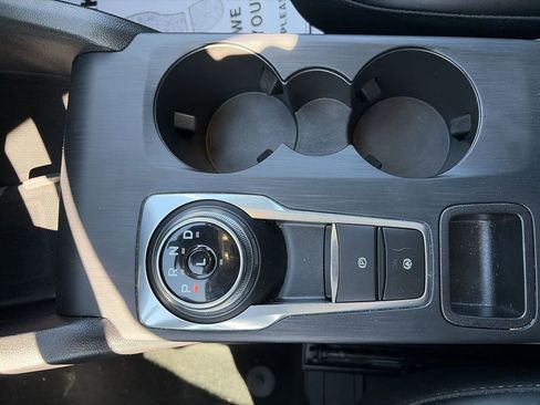 Used 2025 Ford Escape Platinum image 26