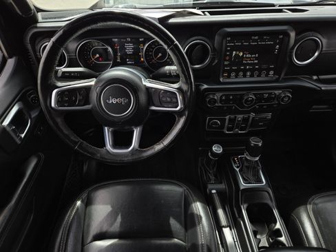 Used 2020 Jeep Gladiator Overland image 10