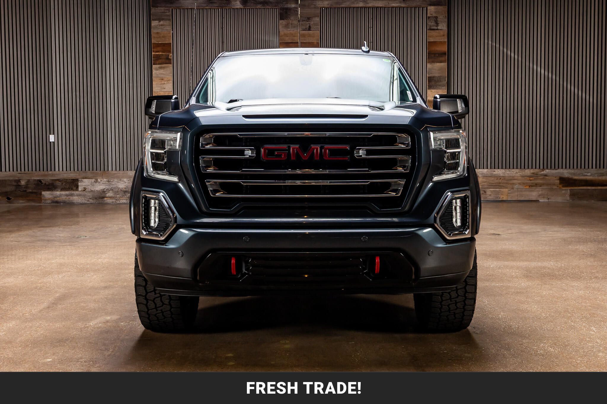 Used 2020 GMC Sierra 1500 AT4 w/ AT4 Premium Package AWD/4WD image 3