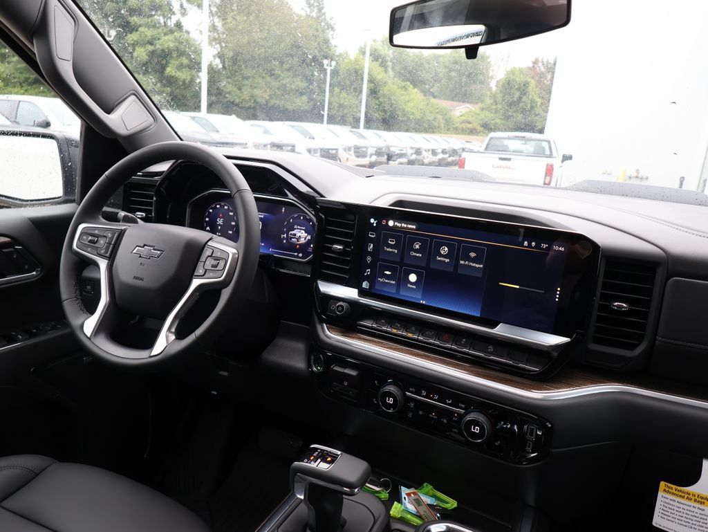 New 2026 Chevrolet Silverado 1500 LT Trail Boss w/ LT Trail Boss Premium Package AWD/4WD image 32