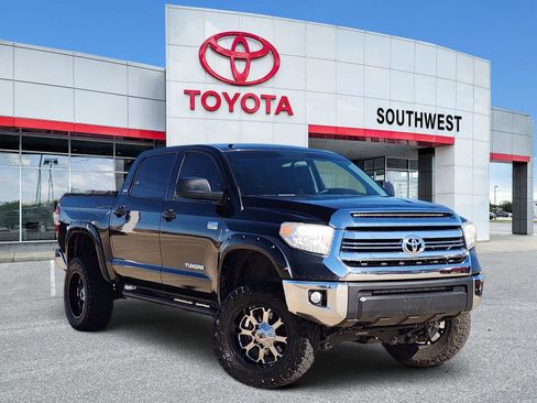 Used 2017 Toyota Tundra SR5 image 1