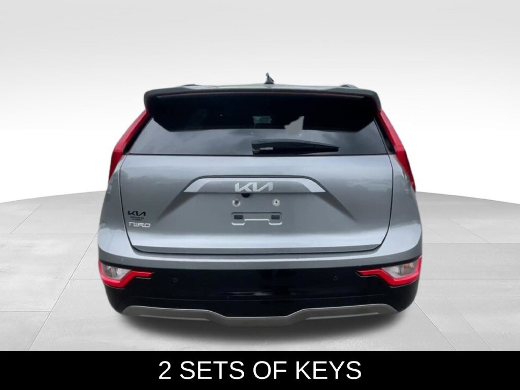 Used 2023 Kia Niro Wind w/ Wind Preserve Package FWD image 9