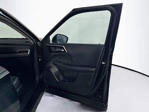 Used 2024 Mitsubishi Outlander SE image 35