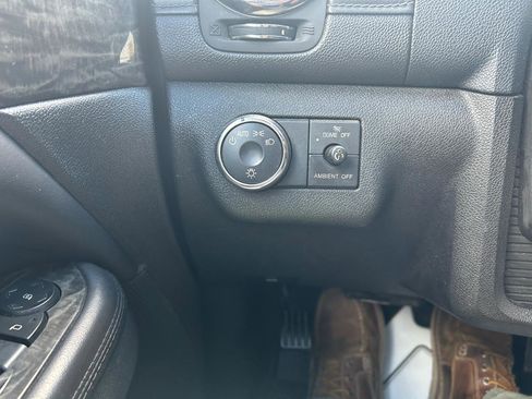 Used 2014 Buick Enclave Leather AWD/4WD image 28
