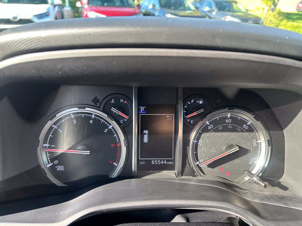 Used 2021 Toyota 4Runner TRD Off-Road Premium AWD/4WD image 28