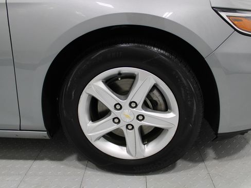 Used 2024 Chevrolet Malibu LT FWD image 5