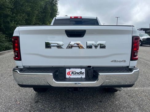 New 2025 RAM 2500 Tradesman image 17