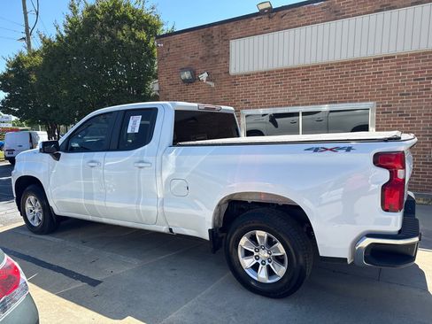 Used 2020 Chevrolet Silverado 1500 LT w/ Trailering Package image 5
