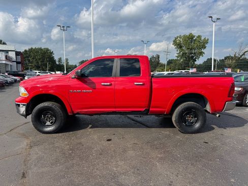 Used 2011 RAM 1500 Classic SLT AWD/4WD image 2