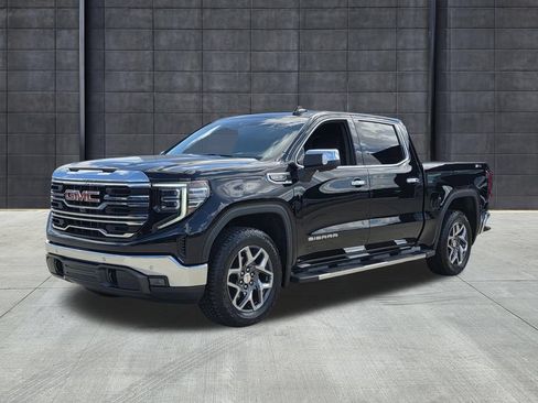 Used 2024 GMC Sierra 1500 SLT w/ SLT Premium Plus Package AWD/4WD image 1