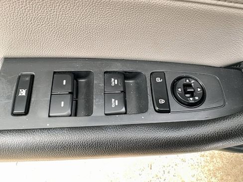 Used 2015 Hyundai Sonata Limited 2.0T image 19