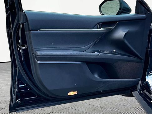 Certified 2018 Toyota Camry XLE w/ Audio Package FWD image 22