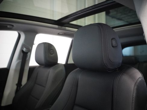 Certified 2025 Mercedes-Benz GLE 350 4MATIC image 12