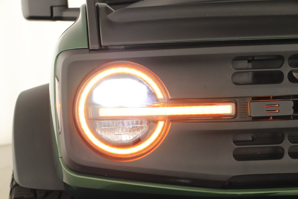 Used 2023 Ford Bronco 2-Door AWD/4WD image 32