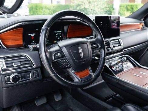 Used 2020 Lincoln Navigator Reserve w/ Equipment Group 208A Reserve RWD image 24