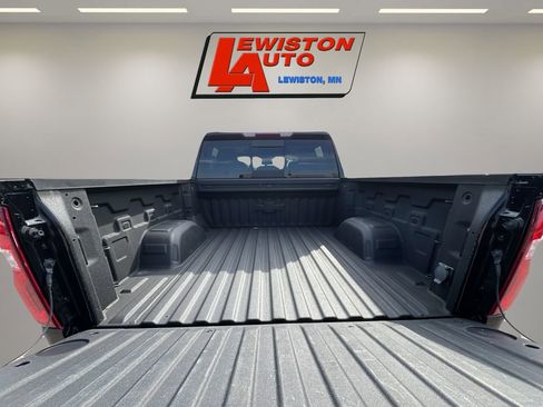 Certified 2022 Chevrolet Silverado 1500 LTZ w/ LTZ Premium Package image 30