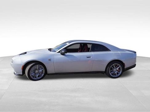 New 2025 Dodge Charger Daytona Scat Pack w/ Track Pack AWD/4WD image 6
