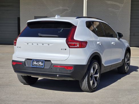 New 2026 Volvo XC40 B5 Plus w/ Protection Package Premier image 9