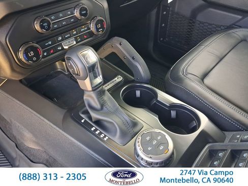 New 2026 Ford Bronco Outer Banks w/ Sasquatch Package AWD/4WD image 23
