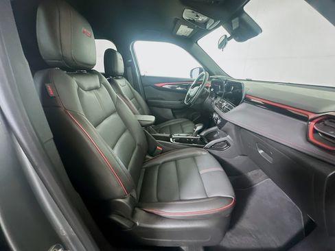 Used 2024 Chevrolet TrailBlazer RS FWD image 29