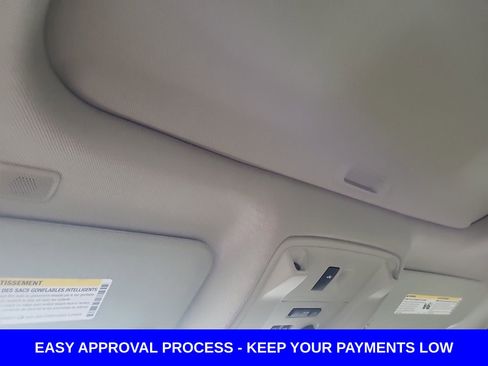 Used 2017 Cadillac Escalade Premium Luxury image 12