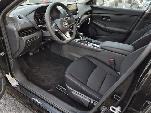 New 2025 Nissan Sentra SV w/ All-Weather Package image 7