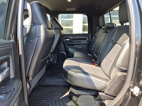 Used 2025 RAM 2500 Laramie AWD/4WD image 30