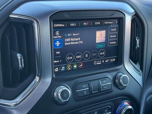 Used 2022 GMC Sierra 1500 SLT w/ SLT Premium Package image 32