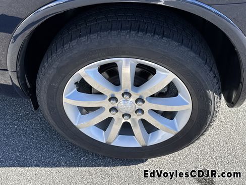 Used 2016 Buick Enclave Premium w/ Experience Buick Package image 27