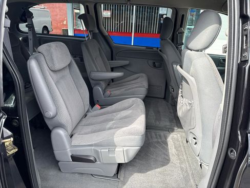 Used 2006 Dodge Grand Caravan SE w/ Popular Equipment Group I image 22