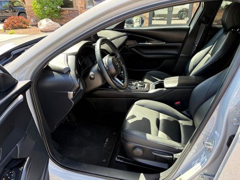 Used 2025 MAZDA CX-30 AWD 2.5 S w/ Select Sport Pkg image 4