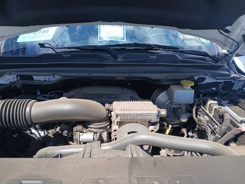 Used 2023 RAM 1500 Laramie AWD/4WD image 15