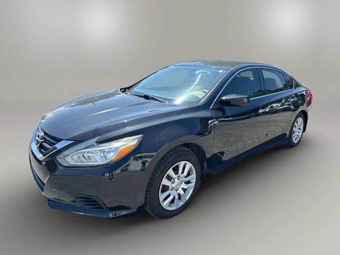 Used 2017 Nissan Altima 2.5 S w/ Power Driver Seat Package FWD image 6