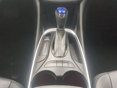 Used 2017 Chevrolet Volt Premier w/ Driver Confidence II Package image 18