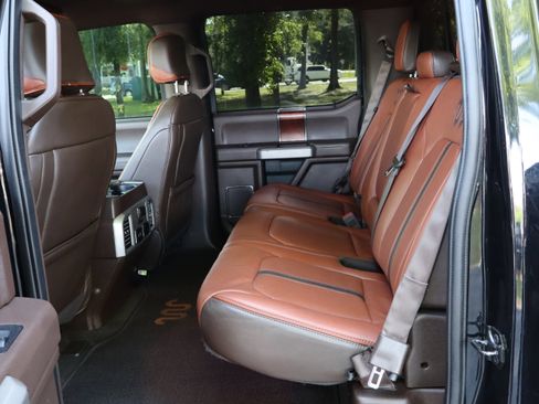 Used 2020 Ford F150 King Ranch w/ Equipment Group 601A Luxury RWD image 39